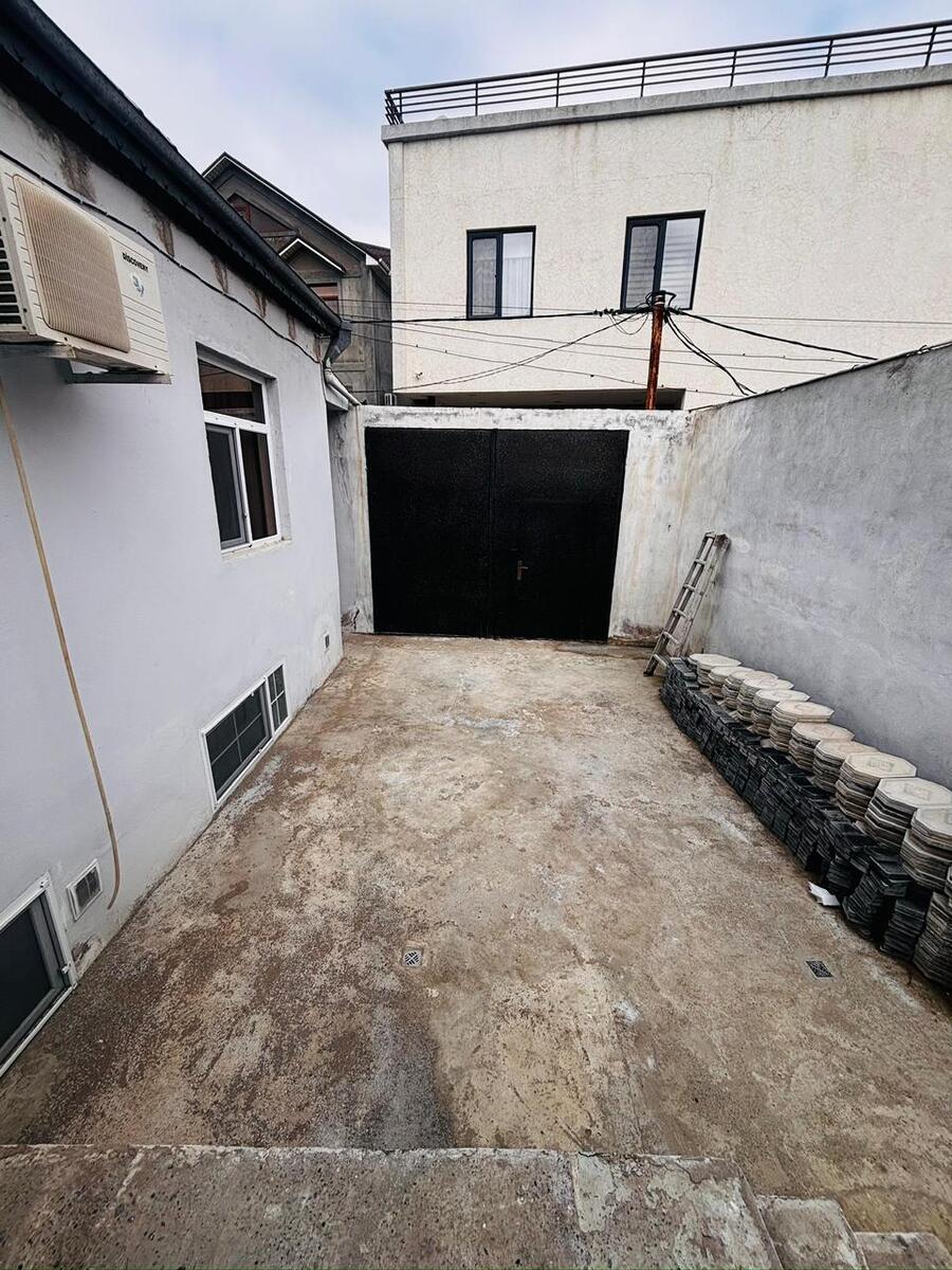 Satılır 8 otaqlı həyət evi/bağ evi 250 m² — Ev, villa, Bakı (11)