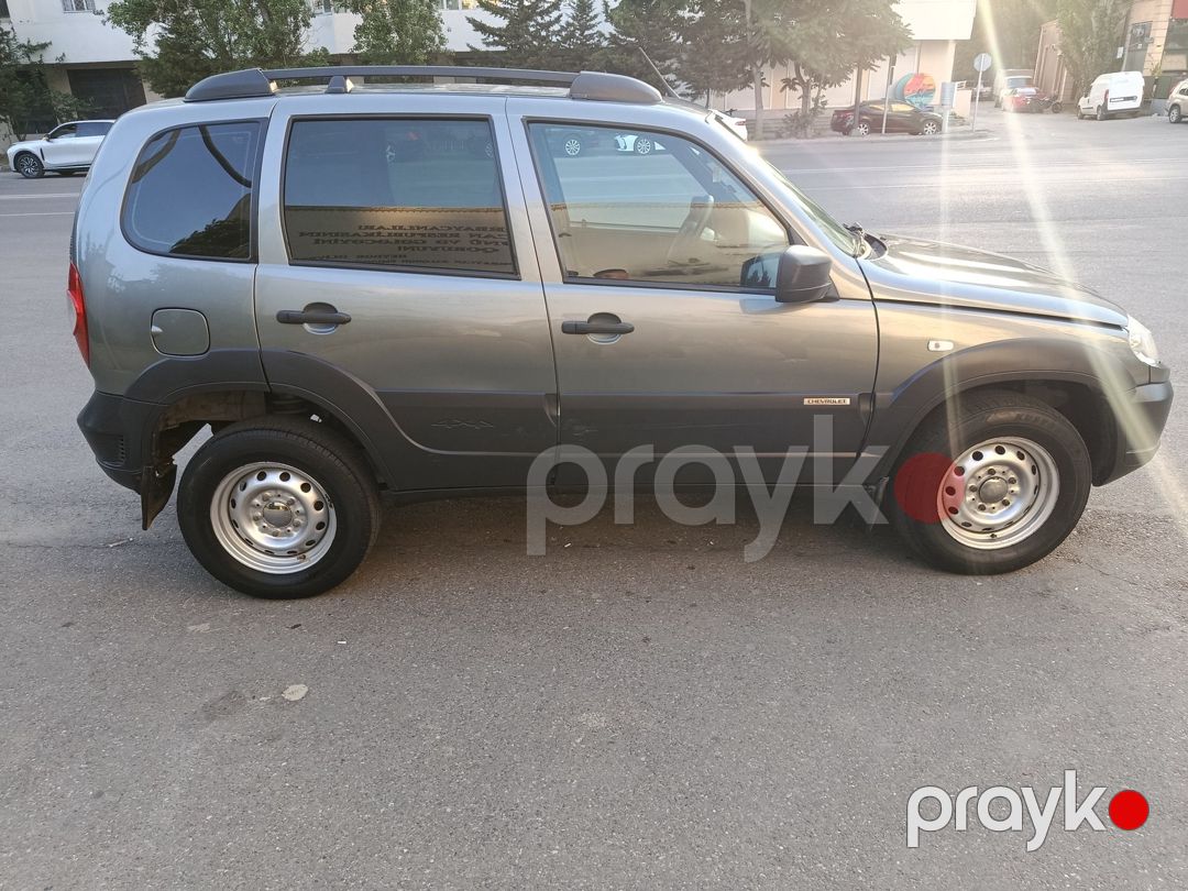 Chevrolet Niva, 2016 il — Avtomobillər, Bakı (4)