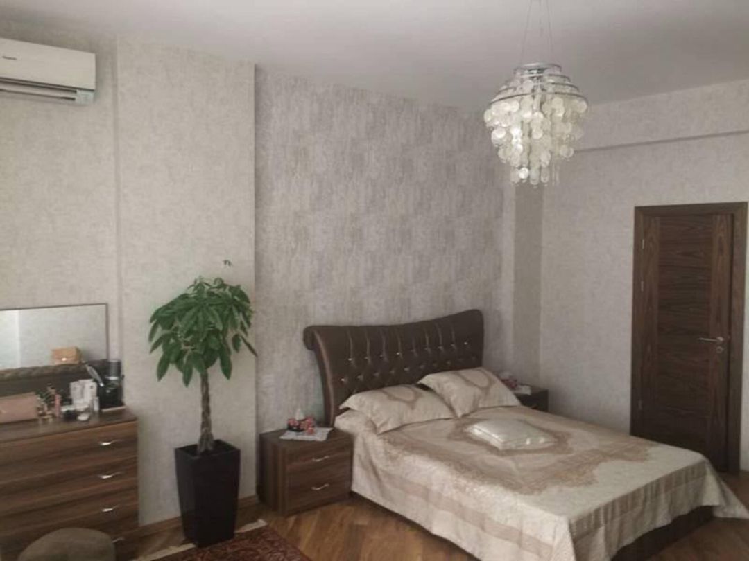 Satılır 4 otaqlı yeni tikili 180 m² — Mənzil, Bakı (5)
