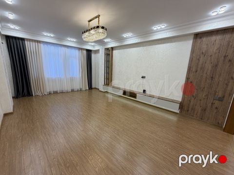 Satılır 3 otaqlı yeni tikili 135 m²