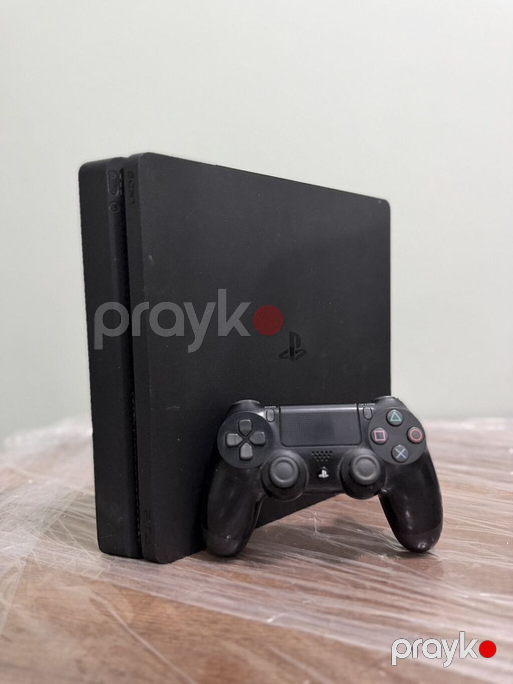 Salam, Playstation 4 Slım 1 TB, shexsi istifadede olmus konsoldur — Oyun konsolları, Bakı
