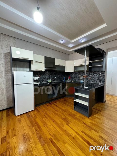 2-otaqlı yeni tikili kirayə verilir, Neftçilər m., 70 m²