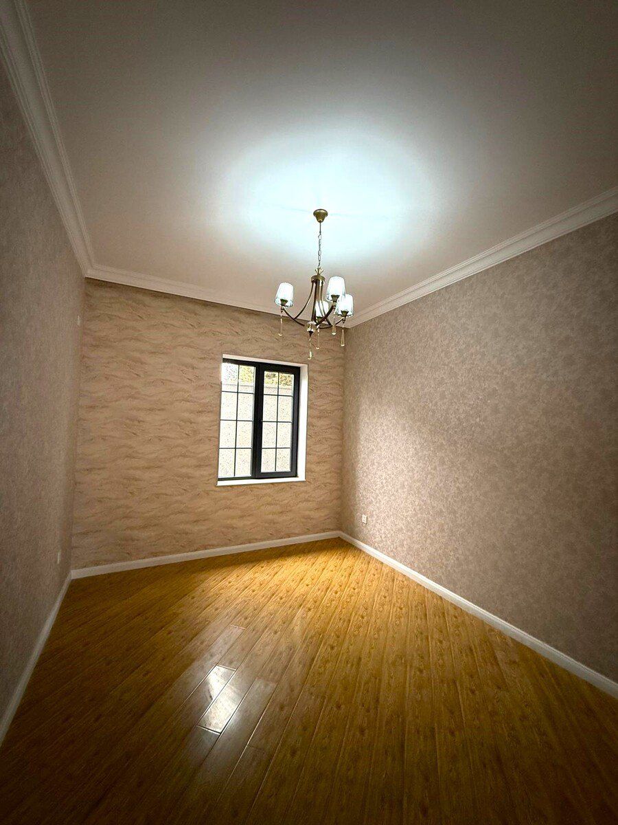 Satılır 4 otaqlı həyət evi/bağ evi 200 m² — Ev, villa, Bakı (6)