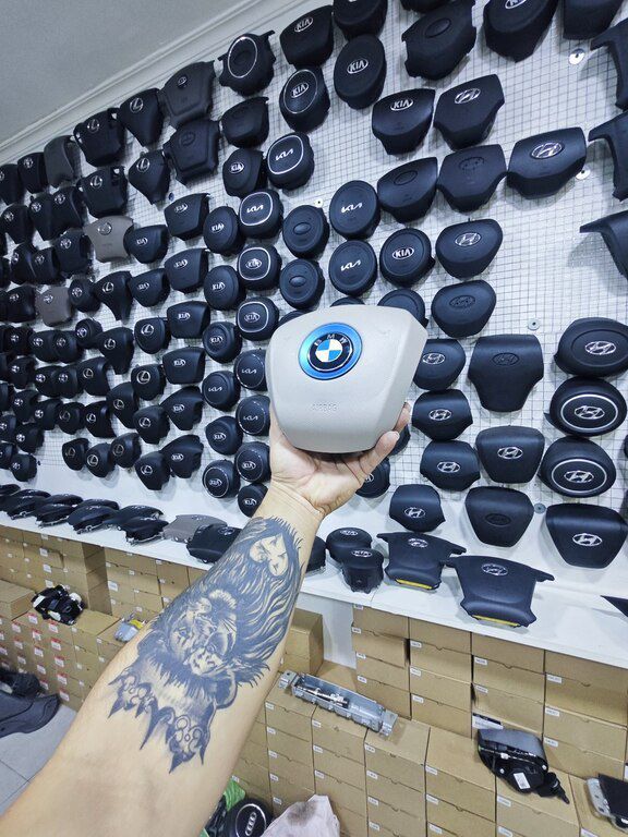 "BMW İ8" airbagi — Ehtiyat hissələri və aksesuarlar, Bakı (5)