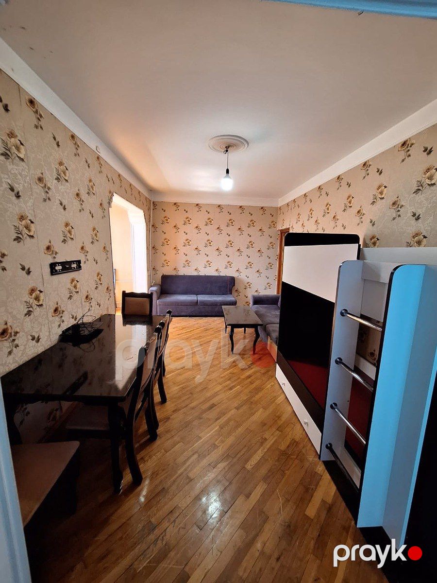 Satılır 2 otaqlı köhnə tikili 65 m² — Mənzil, Bakı (2)