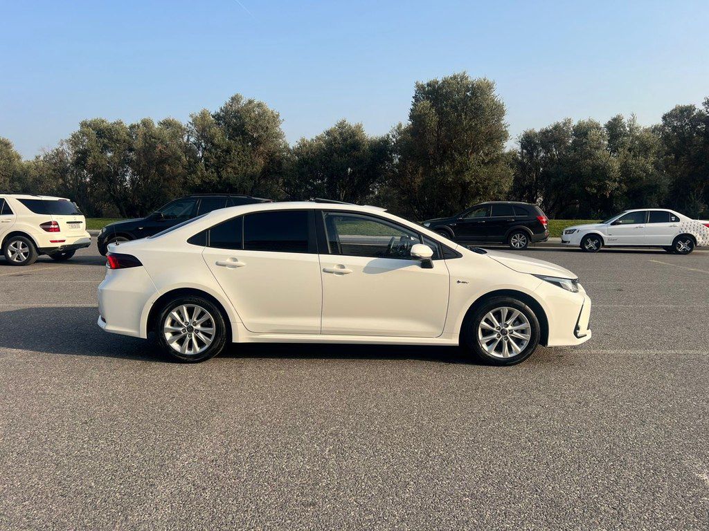 Toyota Corolla, 1.8 L, 0.85 kWh, 2024 il, 105 000 km — Avtomobillər, Bakı (4)