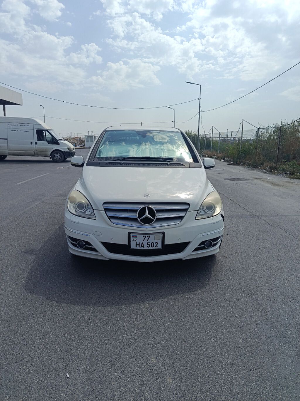 Mercedes-Benz B 180: 1.7 l 2010 il Hetçbek — Avtomobillər, Bakı