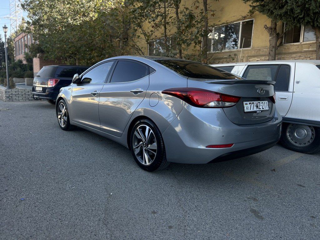 Hyundai Avante, 1.6 L, 2015 il, 129 000 km — Avtomobillər, Bakı (3)