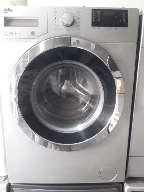 Beko paltaryuyan maşın, ön yükləməli modeldir. 7 kq yuma tutumuna — Bakı