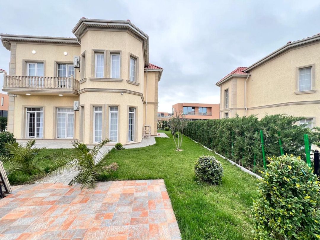 Satılır 5 otaqlı həyət evi/bağ evi 250 m² — Ev, villa, Bakı (2)