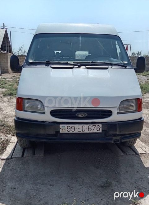 Ford Transit, 2.4 L, 2000 il, 384 065 km