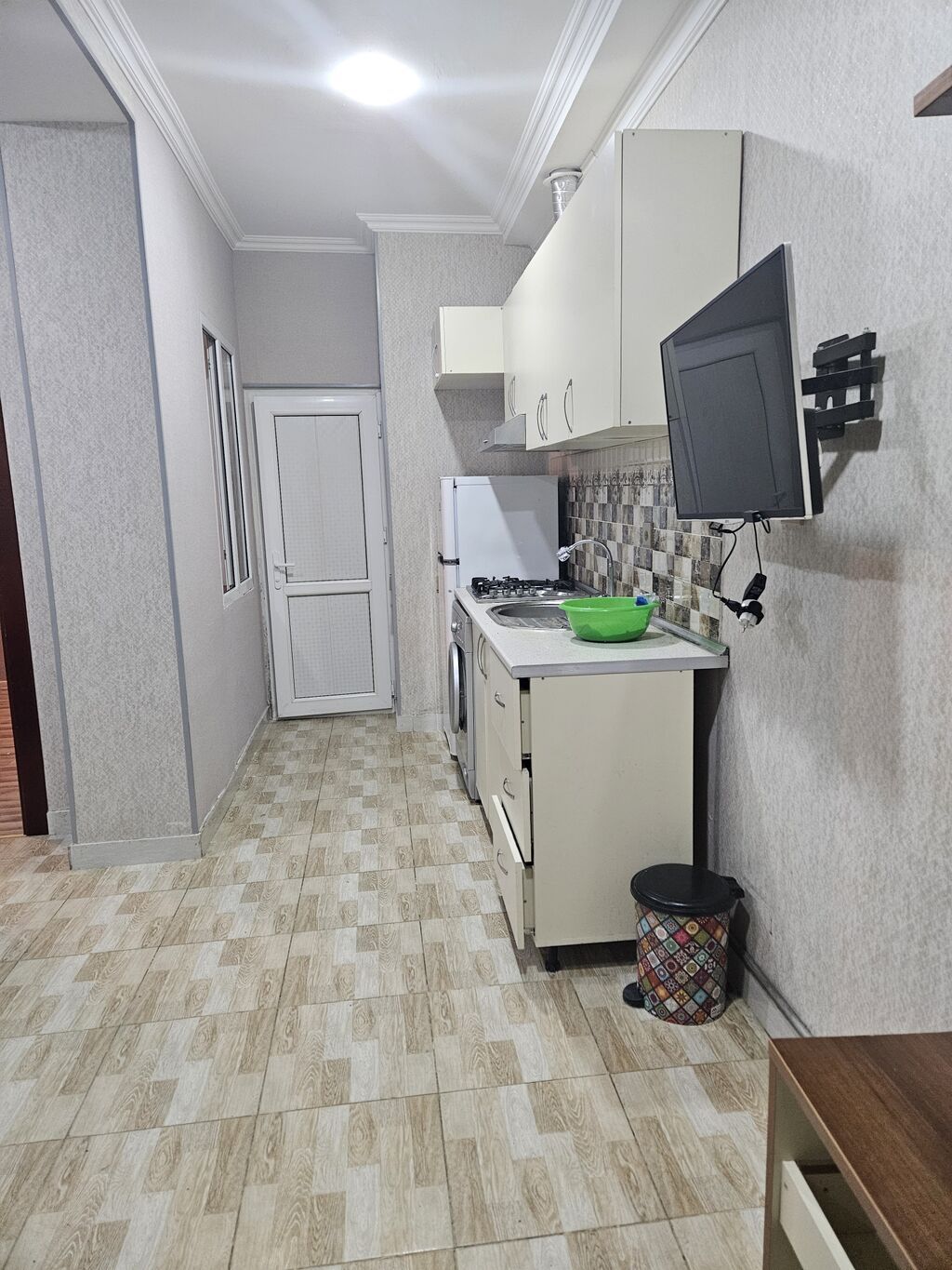 Kirayə üçün 2 otaqlı mənzil - Plan: ayrıca yataq otağı və geniş qonaq — Mənzil, Bakı (6)