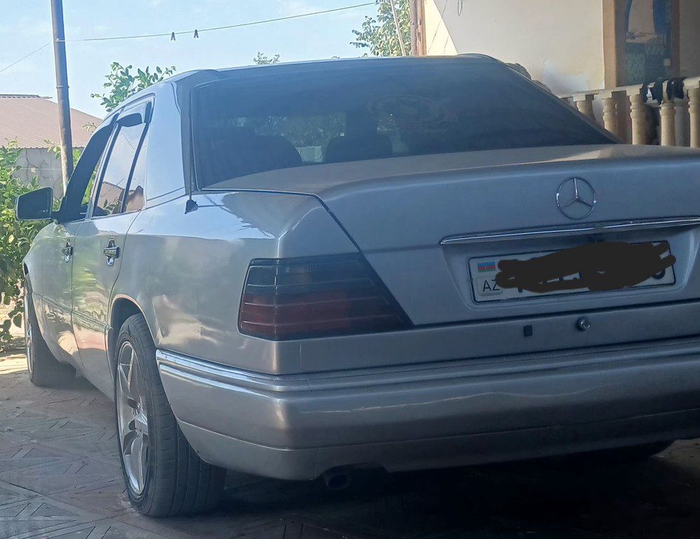 Mercedes 220 E, 2.2 L, 1995 il, 345 200 km — Avtomobillər, Tərtər (7)