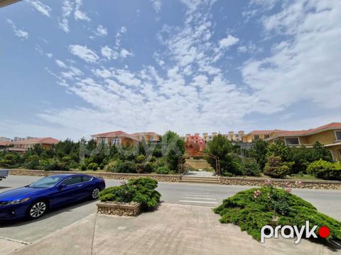 Satılır 5 otaqlı həyət evi/bağ evi 350 m² — Bakı