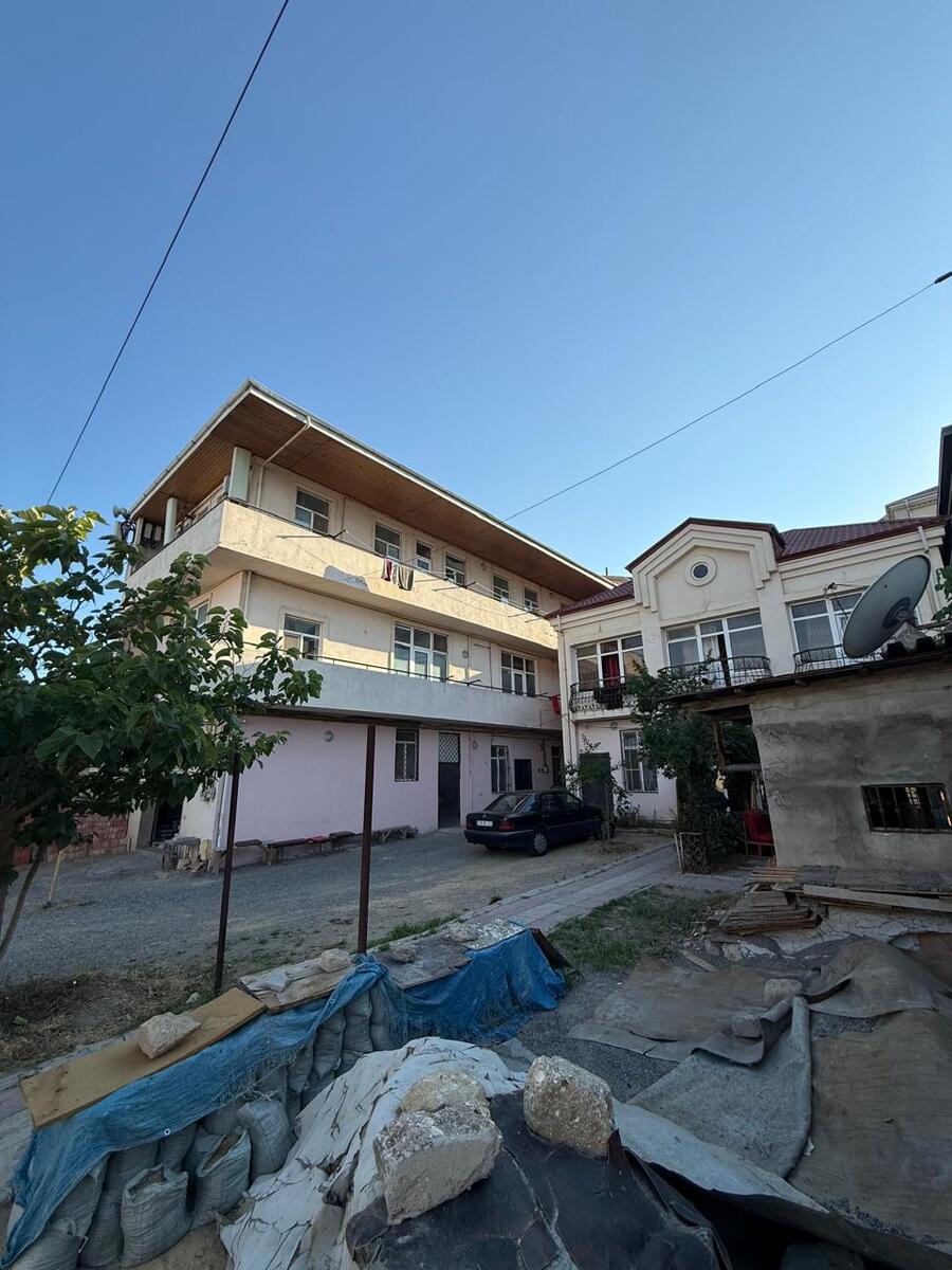 Satılır obyekt 800 m² — Əmlak, Bakı