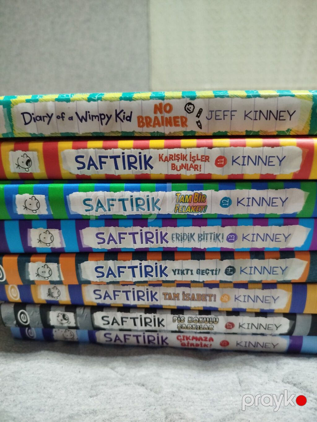 Kitablar səliqəli şəkildə istifadə olunub. Fərqli mangalar və komiks — Kitablar, Bakı (5)