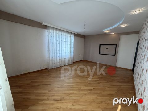 Satılır 3 otaqlı yeni tikili 122 m²