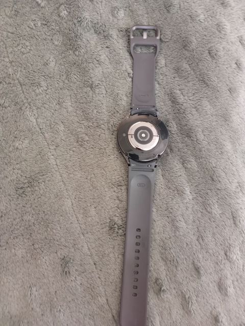 Samsung Galaxy Watch5 (SM-R910) – 44 mm, qrafit rəng Xüsusiyyətlər — Bakı