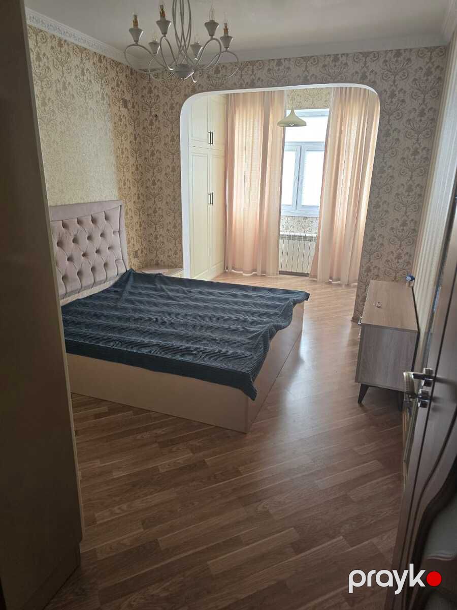Satılır 4 otaqlı köhnə tikili 100 m² — Mənzil, Bakı (9)