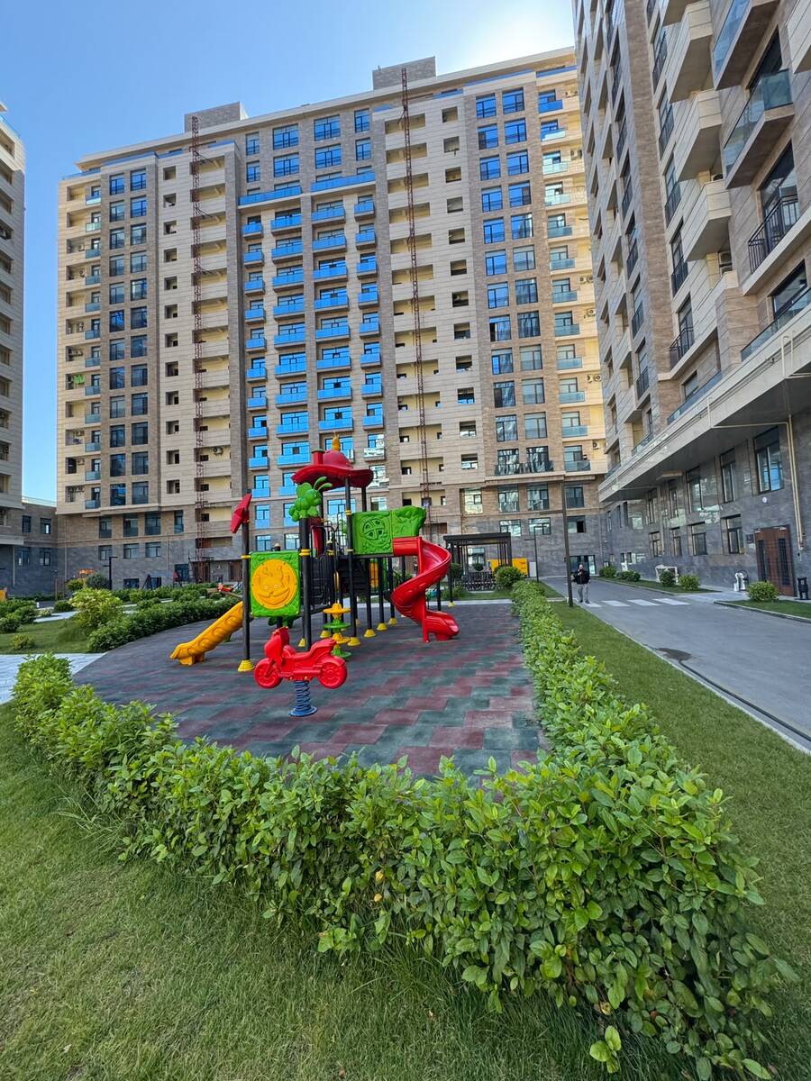 Satılır 5 otaqlı yeni tikili 267 m² — Mənzil, Bakı (2)