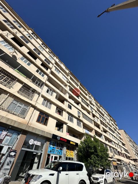 Satılır 2 otaqlı köhnə tikili 60 m²