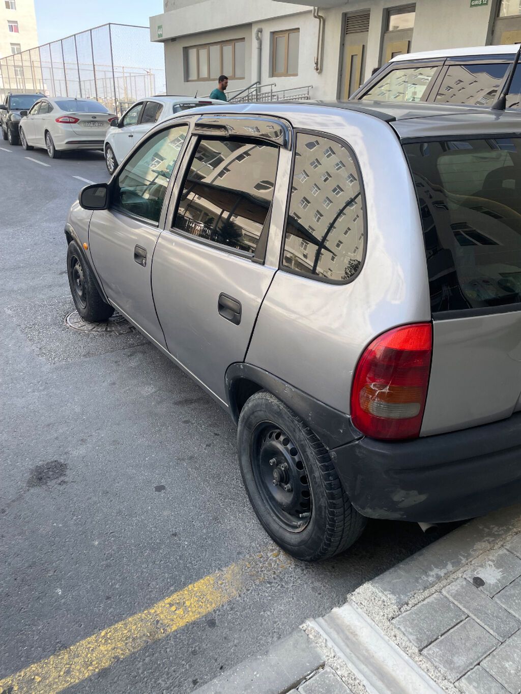 Opel Corsa: 1.6 l 1996 il 325000 km Hetçbek — Avtomobillər, Bakı (2)