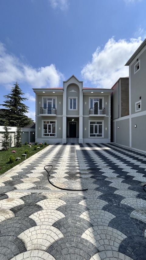 Satılır 5 otaqlı həyət evi/bağ evi 220 m² — Bakı