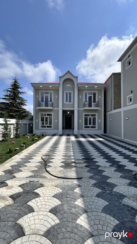 Satılır 5 otaqlı həyət evi/bağ evi 220 m² — Bakı