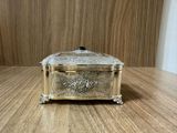 Gümüş rəngli metal zərgərlik/qutu Ölçüləri: 9 x 6 x 5sm - Klassik — Декор и интерьер