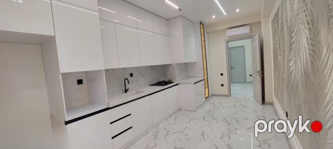 Satılır 4 otaqlı yeni tikili 193 m² — Bakı