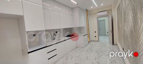 Satılır 4 otaqlı yeni tikili 193 m² — Bakı