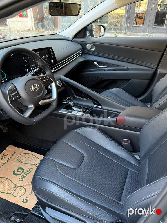 Hyundai Elantra, 1.5 L, 2024 il, 13 500 km — Avtomobillər, Bakı (6)