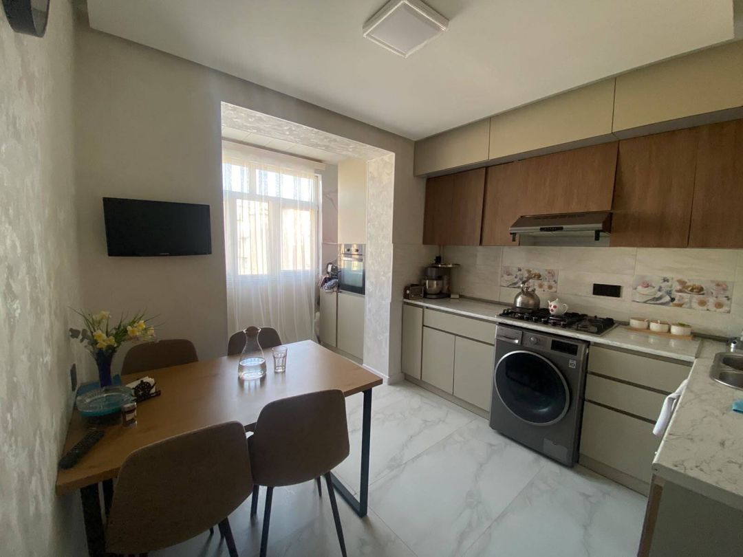 Satılır 3 otaqlı köhnə tikili 75 m² — Mənzil, Bakı (12)