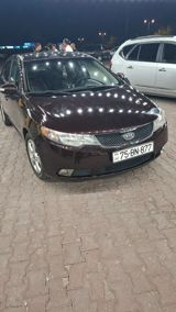 Kia Cerato, 1.6 L, 2010 il, 395 000 km — Otomobil