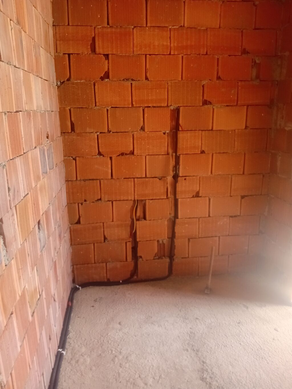 3 otaqlı, Yeni tikili, 77 kv. m — Mənzil, Masazır (2)