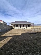 Həyət evi, Şəki ş — Pərviz