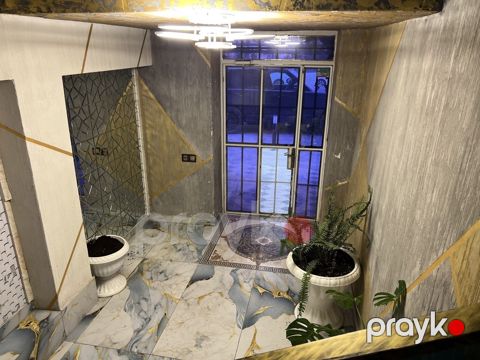Satılır obyekt 420 m² — Bakı