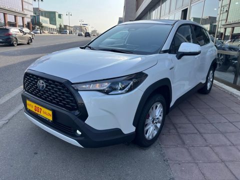 Toyota Corolla Cross, 2.0 L, 1.31 kWh, 2024 il, 39 000 km — Bakı