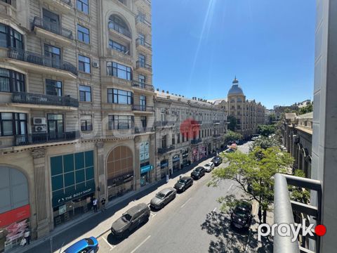 İcarəyə verilir 4 otaqlı yeni tikili 220 m²