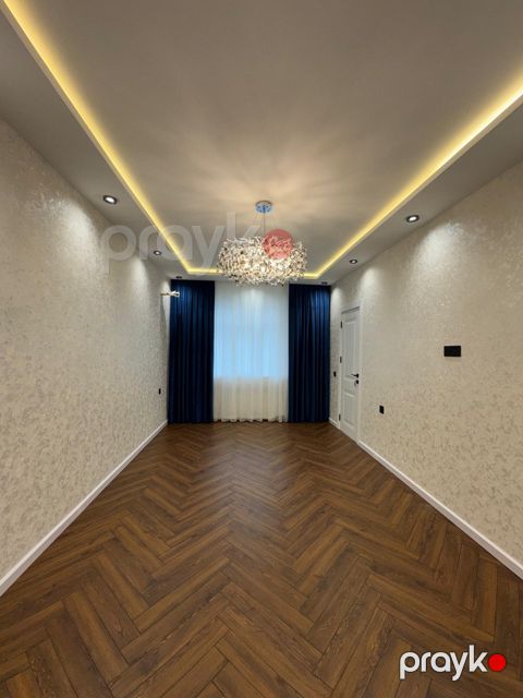 Satılır 3 otaqlı köhnə tikili 62 m²