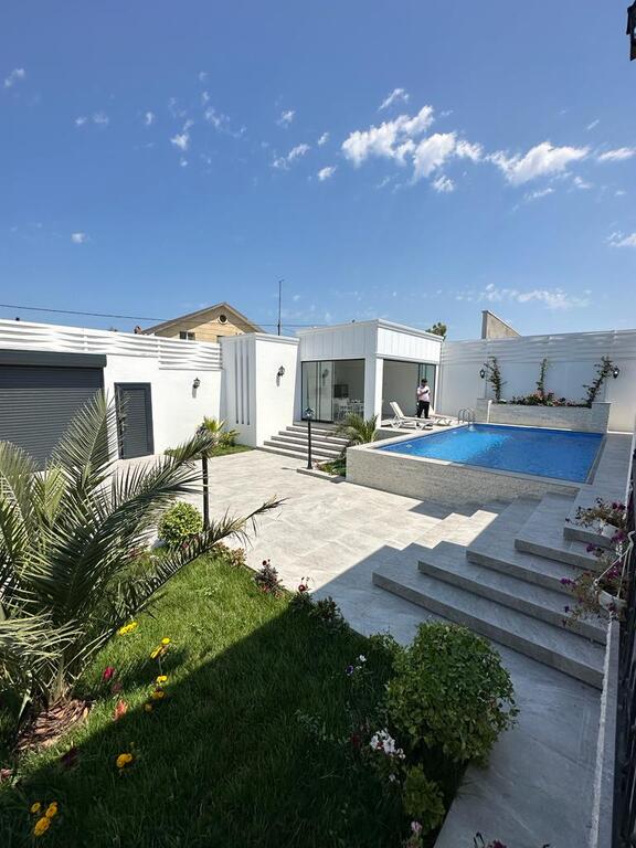 İcarəyə verilir 4 otaqlı həyət evi/bağ evi 220 m² — Ev, villa, Bakı (2)
