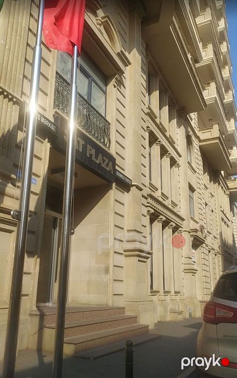 Satılır 4 otaqlı yeni tikili 212 m²