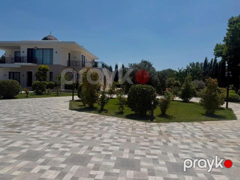 Satılır 7 otaqlı həyət evi/bağ evi 510 m²