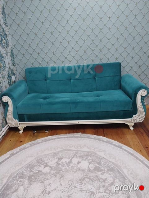 Divan. Açılır, bazalıdır. Satılır 100 azn. Ünvan Xırdalan. (SəmaG) — Digah