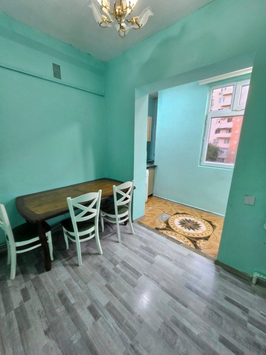 Satılır 1 otaqlı köhnə tikili 40 m² — Mənzil, Bakı (12)