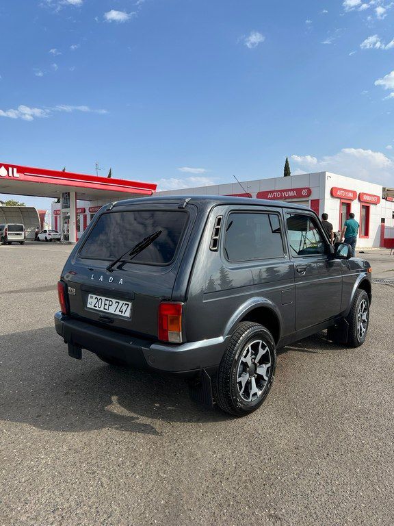 Lada (VAZ) Niva, 1.7 L, 2021 il, 158 000 km — Avtomobillər, Gəncə (3)