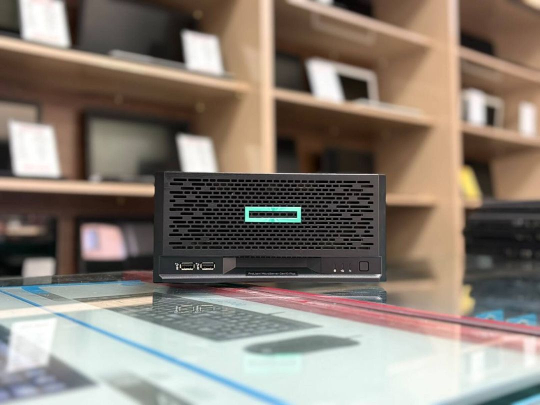 HP ProLiant MicroServer Gen10 Plus — Şəbəkə və server avadanlığı, Bakı