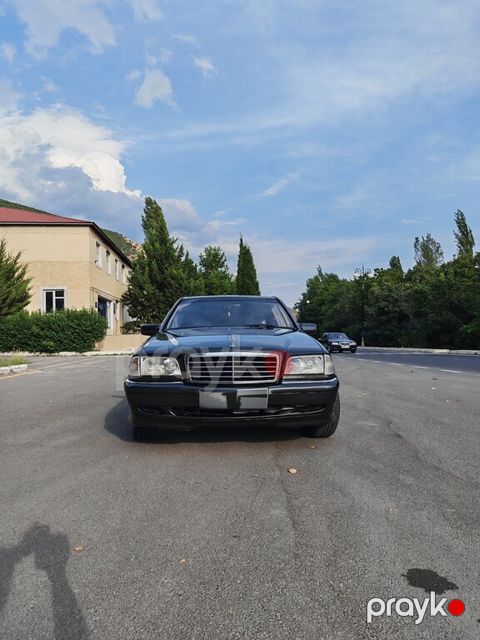 Mercedes C 200, 2.0 L, 1999 il, 288 000 km
