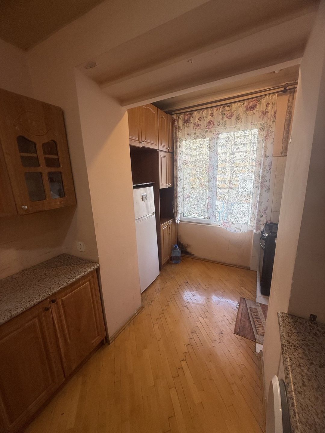 İcarəyə verilir 4 otaqlı köhnə tikili 100 m² — Mənzil, Bakı (11)