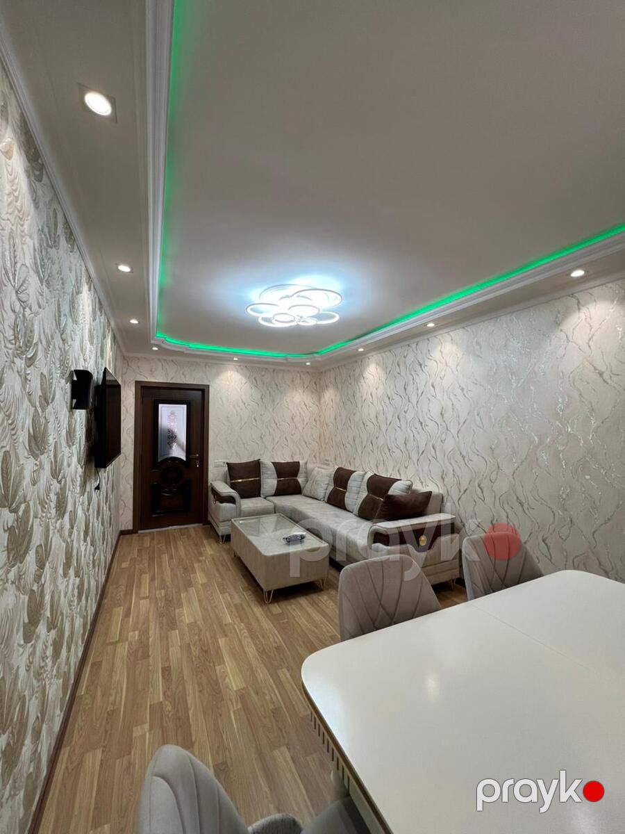 Satılır 5 otaqlı köhnə tikili 110 m² — Mənzil, Bakı (2)
